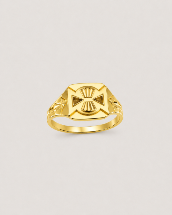 Royal Crest Ring