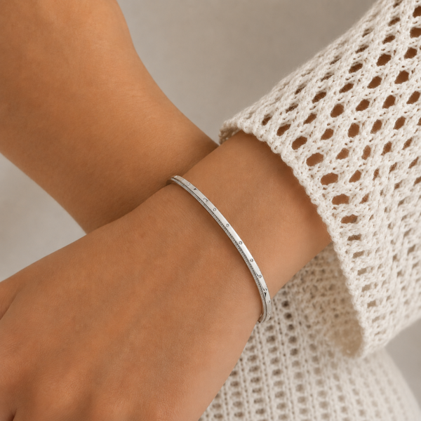 Radiance Line Bangle