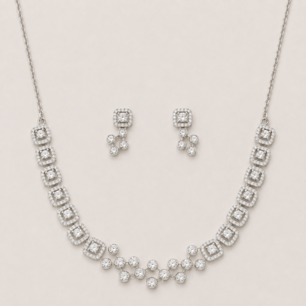 Amora Necklace Set