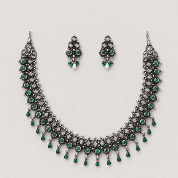 Green Stone Oxidised Set